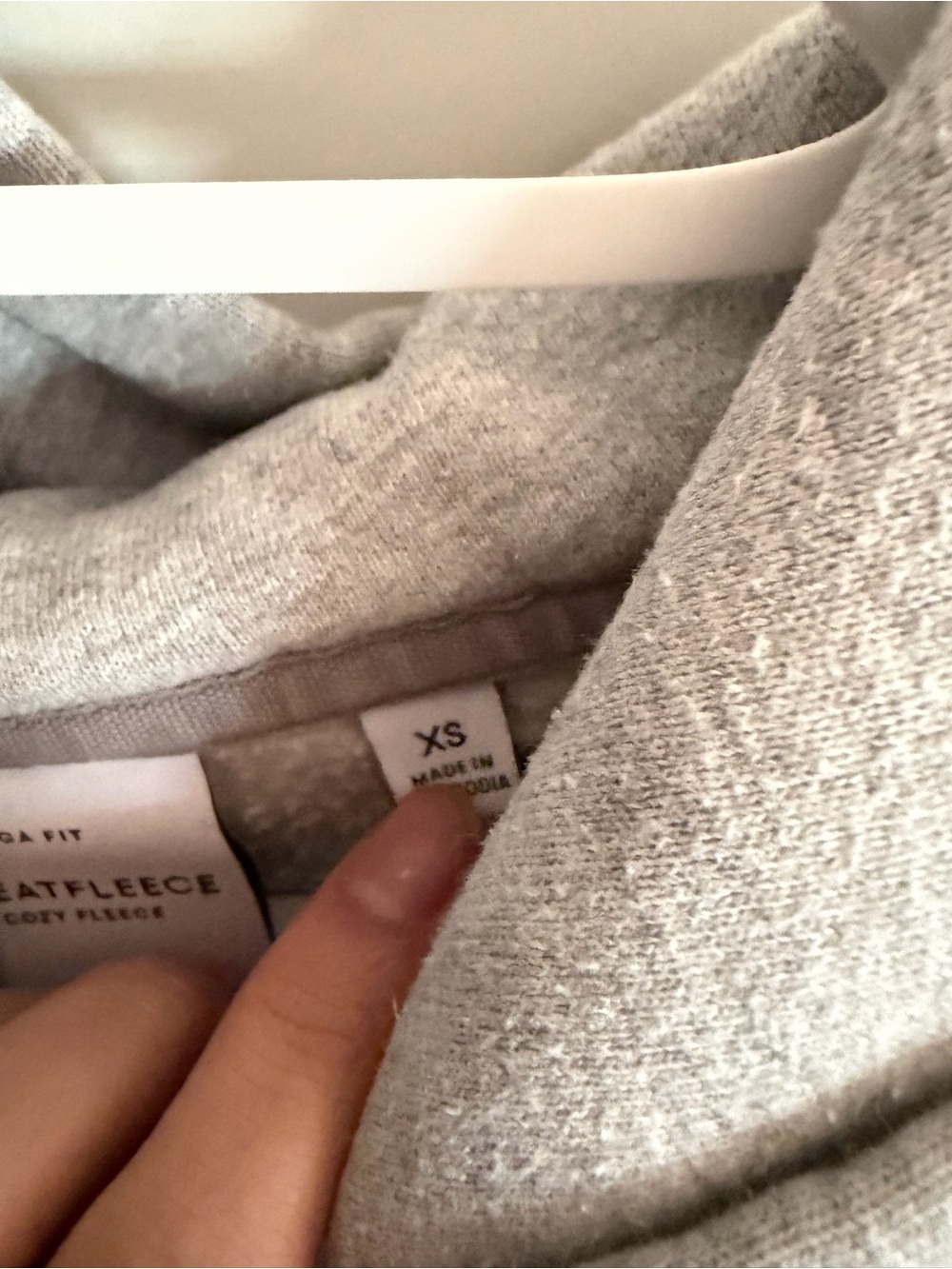 Aritzia Gray Pullover Hoodie Sweatshirt - Picture 2 of 3